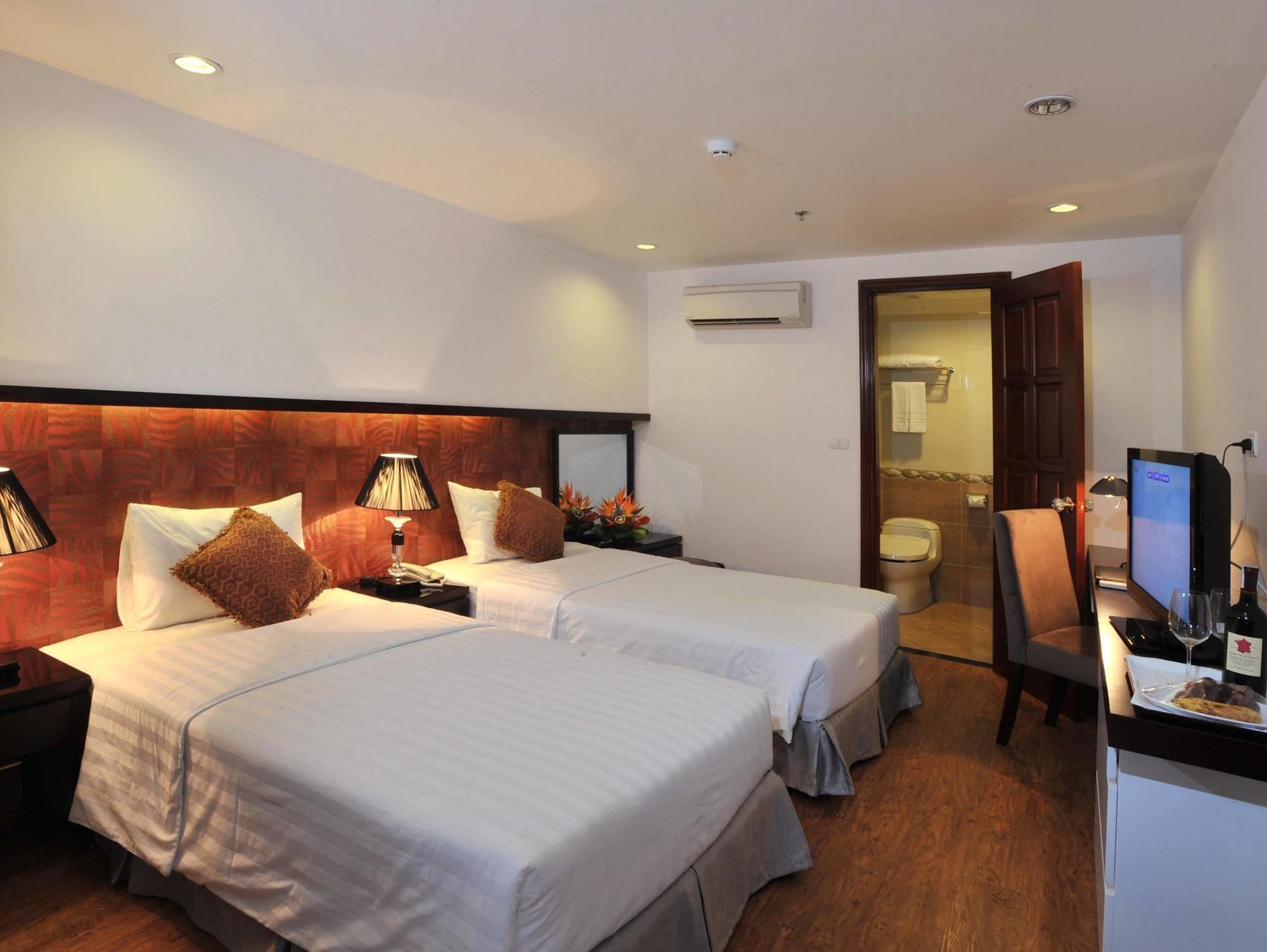 Hanoi Legacy Hotel - Hang Bac Exteriör bild